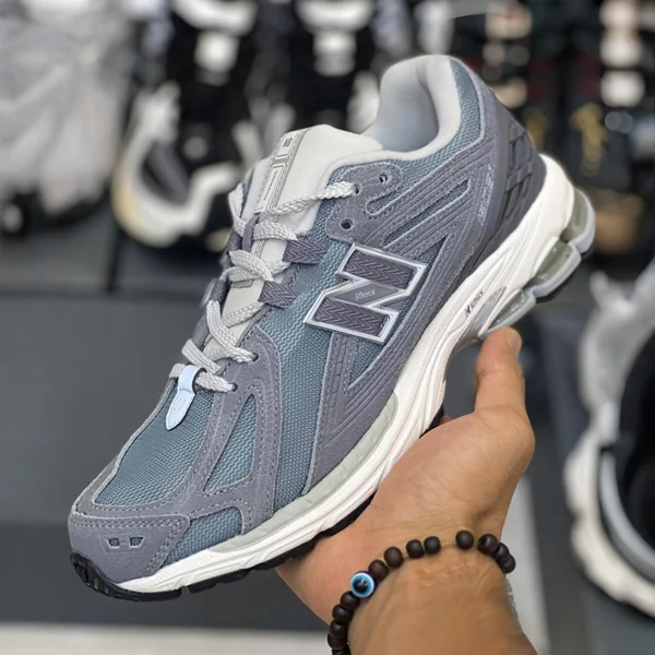 کفش نیوبالانس 1906R تیتانیوم New Balance M1906RV