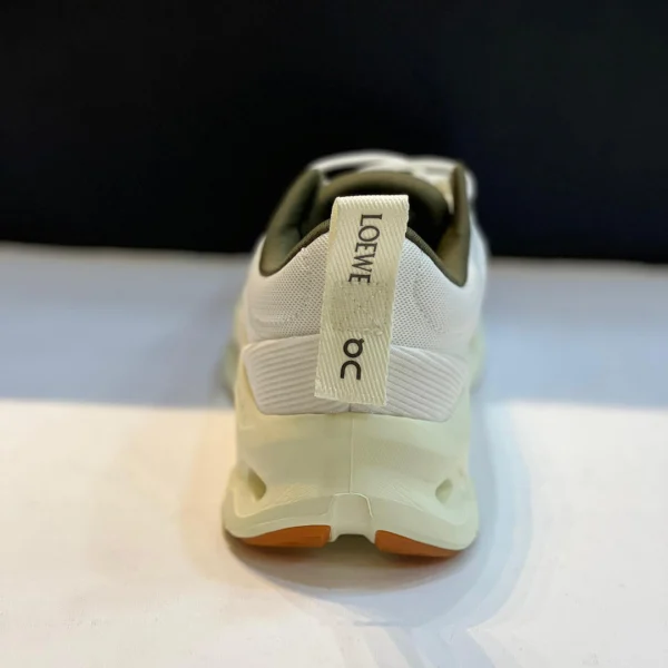 کتونی آن رانینگ کلودتیلت سفید زیتونی On Running Cloudtilt 2 LOEWE White Khaki 3ME10693507