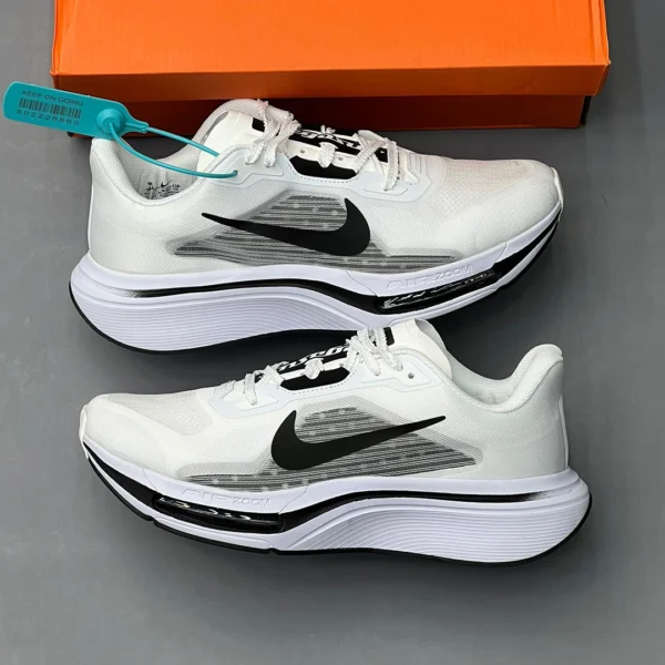 کفش نایک پگاسوس پلاس 2 سفید مشکی Nike Pegasus Plus 2