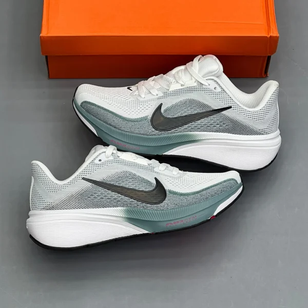 نایک ایر زوم پگاسوس خاکستری سبز Nike Air Zoom Pegasus 42