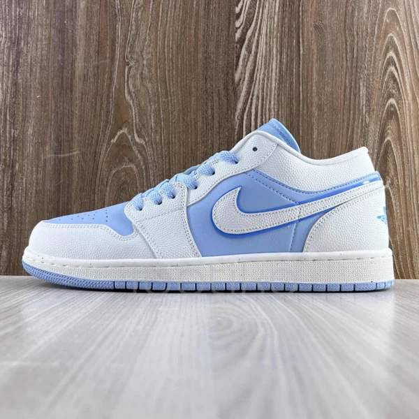 کفش نایک جردن وان لو SE ریورس آیس بلو (Jordan 1 Low SE Reverse Ice Blue)