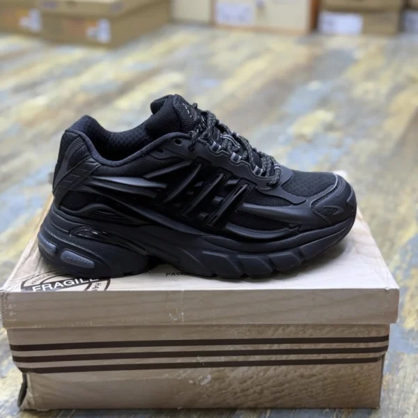 کفش کتونی آدیداس سایز بزرگ مردانه جلی فیش Adidas Virginia Adistar jellyfish by Pharrell Williams - تصویر 6