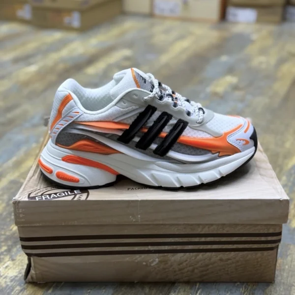 کفش کتونی آدیداس سایز بزرگ مردانه جلی فیش Adidas Virginia Adistar jellyfish by Pharrell Williams - تصویر 7