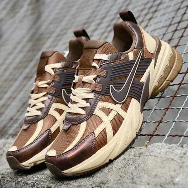 کفش نایک V2K Run قهوه‌ای کاراملی Nike V2K Run Light British Tan Sesame