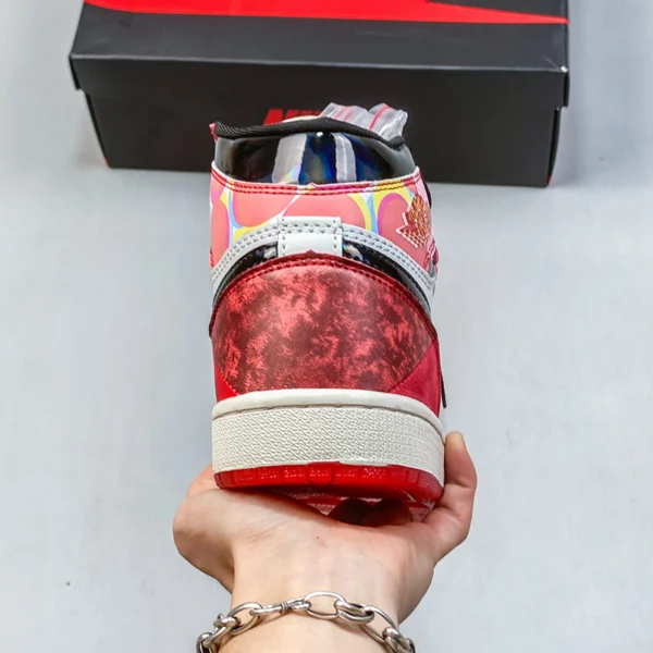 کفش جردن 1 رترو های OG اسپایدرمن Jordan 1 Retro High OG Spider-Man Across the Spider-Verse