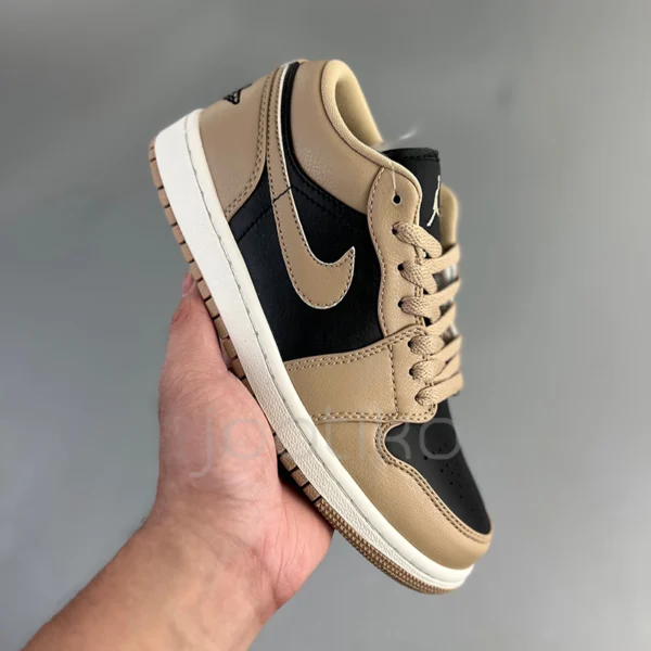 کتونی نایک جردن 1 لو خاکی مشکی Jordan 1 Low Desert DC0774-201