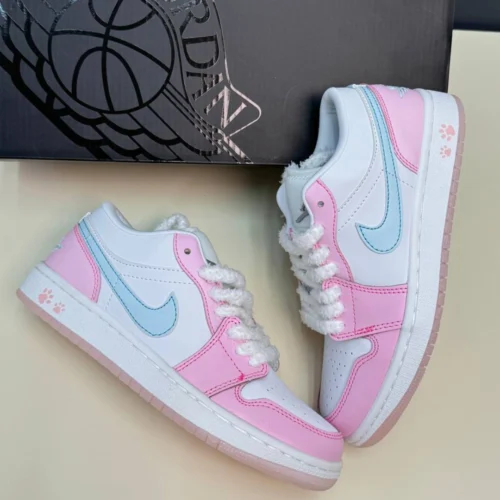 کفش کتونی نایک ایر جردن 1 پنجه گربه ای Nike Air Jordan 1 Low SE Paw Print - تصویر 2