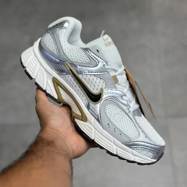 کفش نایک V5 RNR متالیک بژ Nike V5 RNR Parachute Beige Metallic Pewter