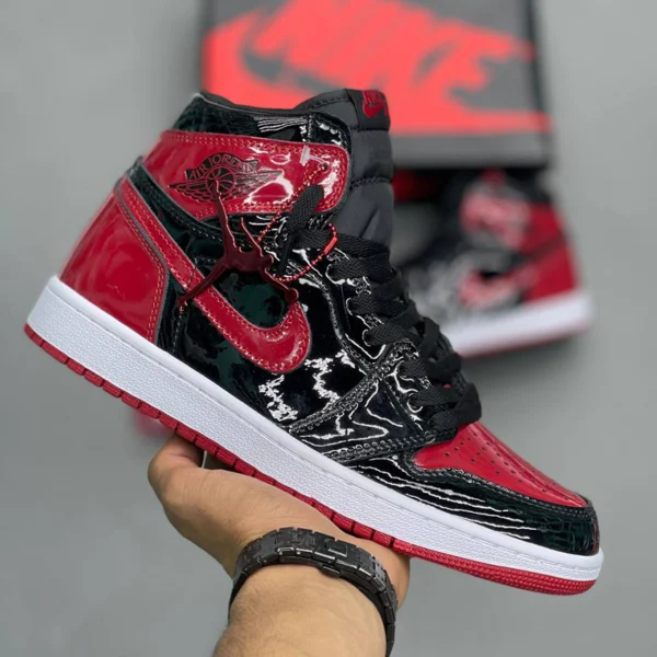 کفش نایکی ایر جردن ۱ رترو های او جی پَتِنت بِرِد Jordan 1 Retro High OG Patent Bred