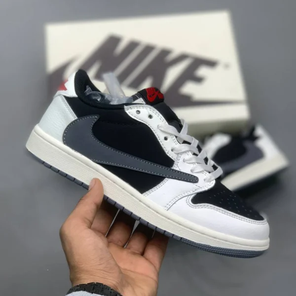کفش نایک ایر جردن 1 لو Travis Scott x AJ1 Retro Low OG مشکی سفید خاکستری