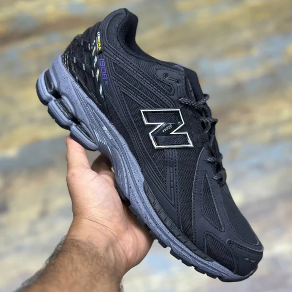 کفش نیوبالانس 1906R کوردورا پاکت مشکی New Balance M1906ROC