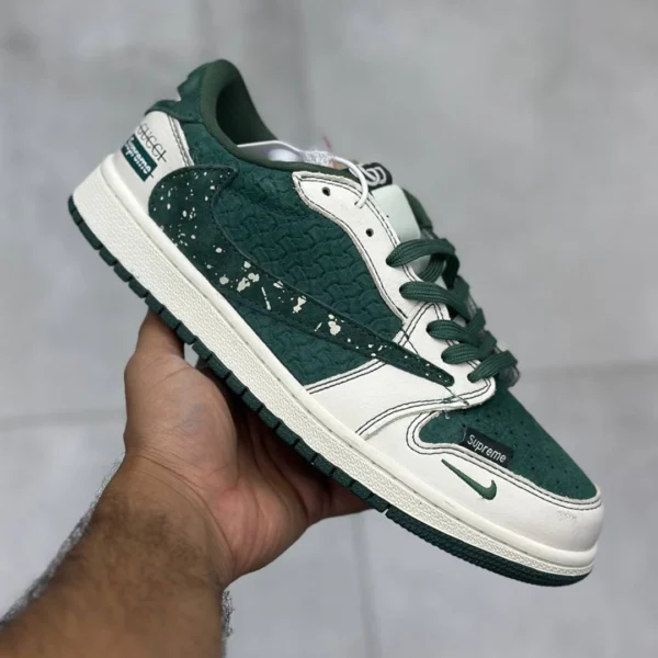 کفش نایک ایر جردن 1 لو سوپریم گوچی سبز تیره و کرم Nike Air Jordan 1 Low