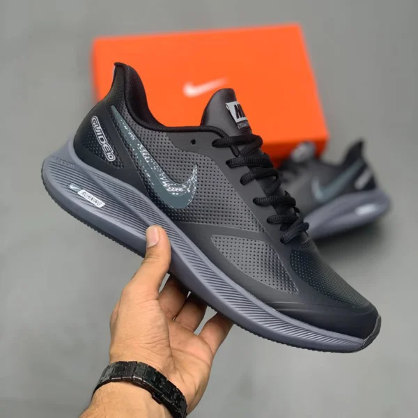 کفش رانینگ نایک ایرزوم وین فلو 7X مشکی NIKE AIR ZOOM WINFLO