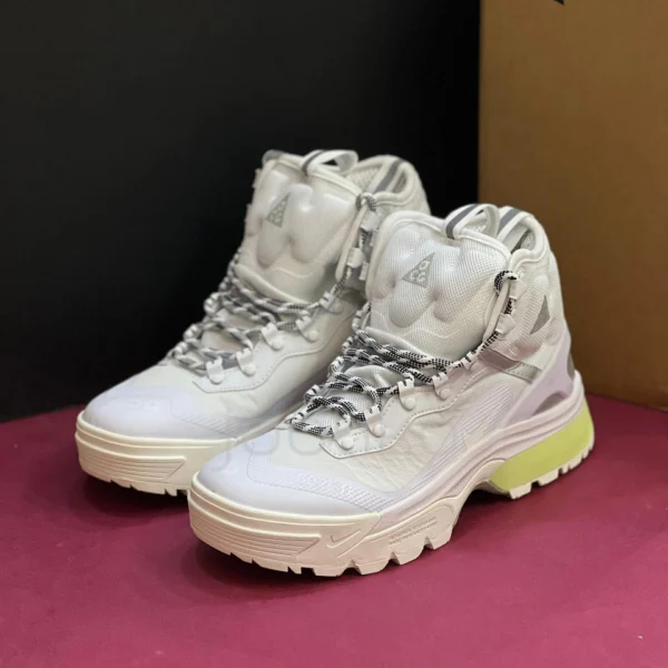 کفش نایک ای سی جی ایر زوم گایادوم گورتکس سامیت سفید Nike ACG Air Zoom Gaiadome Gore-Tex Summit White DD2858-100