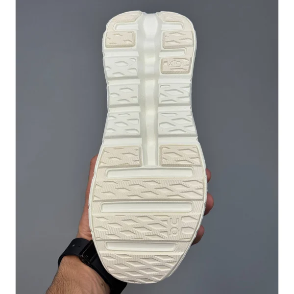 کتونی آن رانینگ کلودتیلت سفید صورتی On Running Cloudtilt 2 LOEWE White Pink