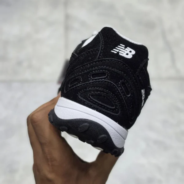 کفش نیوبالانس 204L مشکی سفید New Balance