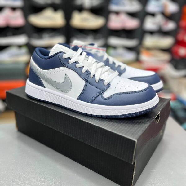 کفش کتونی زنانه و مردانه نایک جردن ۱ لو Share Nike Air Jordan 1 Low "White/Midnight Navy"