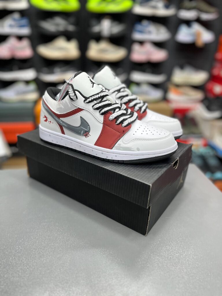 کفش کتونی زنانه و مردانه نایک جردن ۱ لو Nike Air Jordan 1 Low"