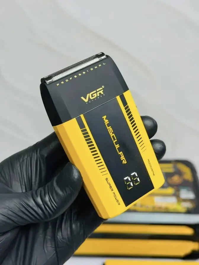 ست 4عددی سشوار،شیور و ماشین اصلاح وی جی آر مدل V-285 S4