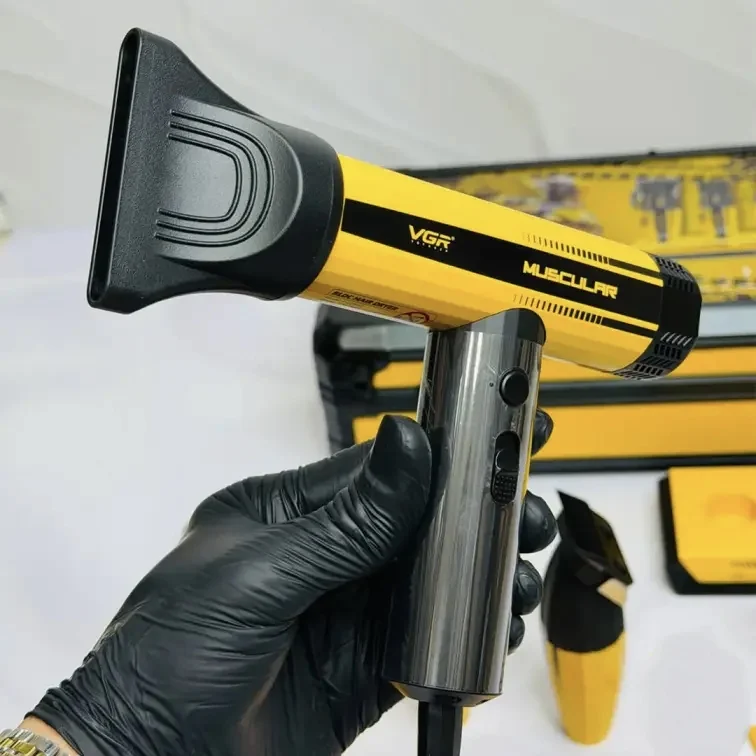 ست 4عددی سشوار،شیور و ماشین اصلاح وی جی آر مدل V-285 S4