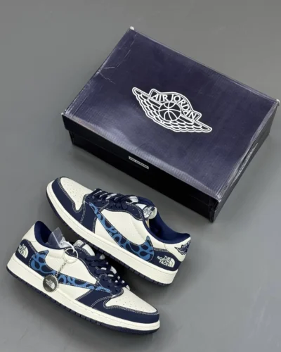 نایک ایر جردن 1 لو تراویس اسکات نورث فیس NIKE AIR JORDAN 1 LOW TRAVIS SCOTT X NORTH FACE