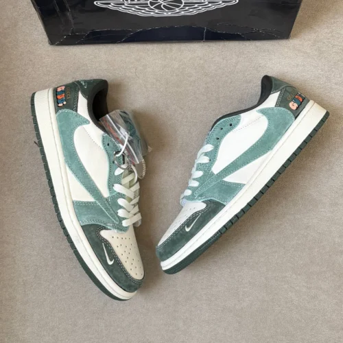 نایک ایر جردن 1 لو تراویس اسکات گوچی NIKE AIR JORDAN 1 LOW TRAVIS SCOTT X GUCCI
