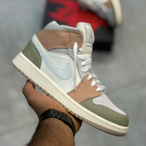 کفش کتونی زنانه نایک ایر جردن 1 ساقدار مید میلان Nike Air Jordan1 Mid Milan