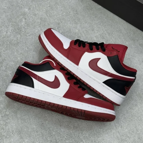 کفش کتونی زنانه و مردانه نایک ایر جردن 1 مشکی قرمز (Nike air jordan 1 Low Reverse BLACK TOE (Bulls