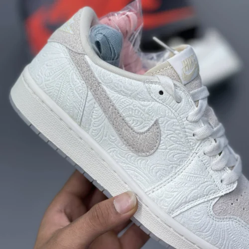 کفش کتونی زنانه و مردانه نایک ایر جردن 1 کریس پاول Nike Air Jordan 1 Low Chris Paul