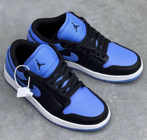 کفش کتونی زنانه و مردانه نایک ایر جردن 1 یونیورسیتی آبی | ‘NIKE AIR JORDAN 1 Low ‘University Blue