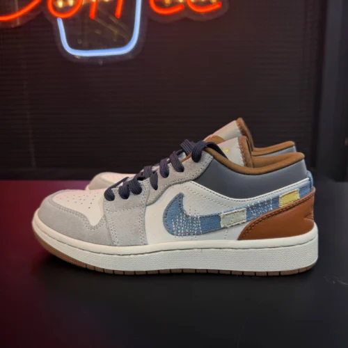 کفش کتونی زنانه و مردانه نایک ایر جردن ۱ لو فانتوم Nike Air Jordan 1 Low Phantom Repaired Denim Swoosh
