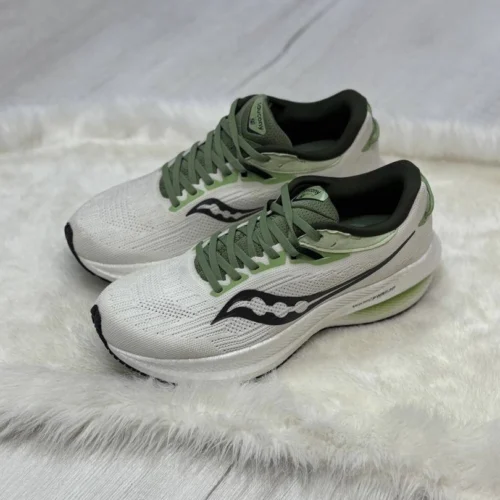 کفش کتونی مردانه ساکونی تریومف Saucony Triumph 21