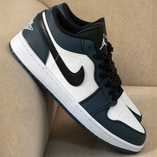 کفش کتونی مردانه نایک ایر جردن 1 لو Nike Air Jordan1 Low Men’s Shoes