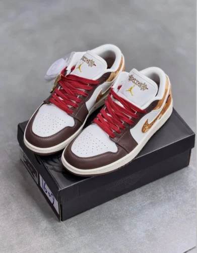 کفش کتونی مردانه نایک ایر جردن 1 لونار Nike Air Jordan 1 Lunar New Year