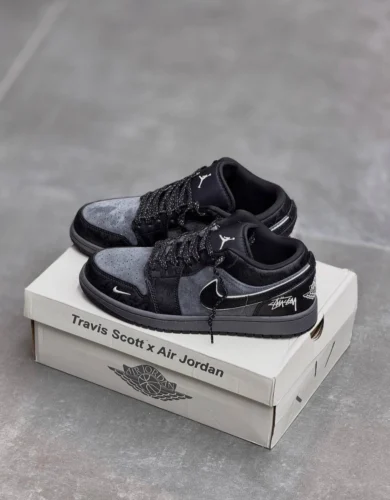 کفش کتونی مردانه نایک ایر جردن وان لو استاسی Nike Air Jordan 1 Low x Stussy