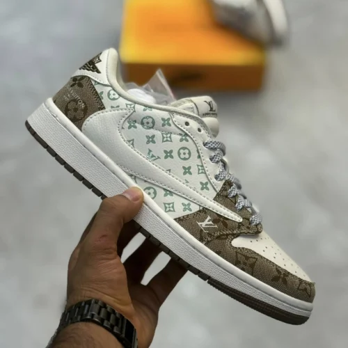 کفش کتونی مردانه نایک ایر جردن 1 تراویس اسکات لویی ویتون NIKE AIR JORDAN 1 TRAVIS SCOTT X LOUIS VUITTON - تصویر 8