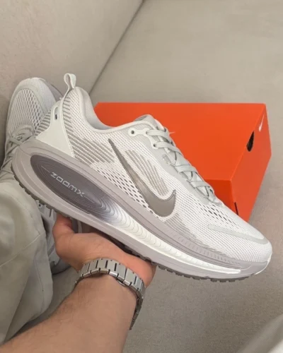 کفش کتونی مردانه نایک ومرو 18 زوم ایکس Nike Vomero 18 Zoom X Running