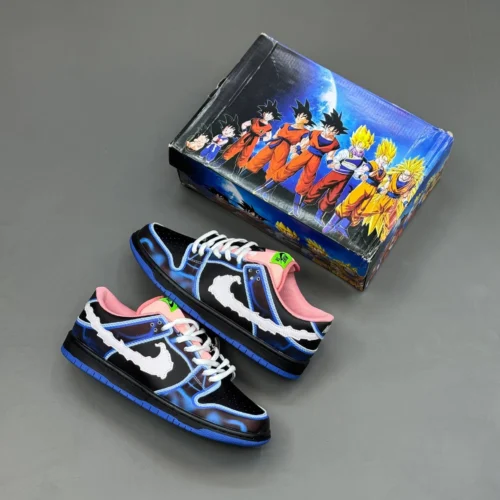 کفش کتونی مردانه نایک اس بی دانک لو ونوم Nike SB Dunk Low x Venom Sneakers