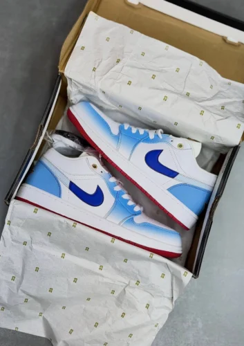 کفش کتونی نایک ایر جردن 1 یونیورسیتی بلو گرادینت Nike Air Jordan 1 Low University Blue Gradient