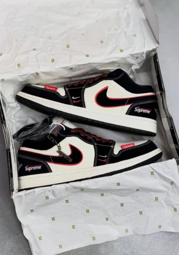 کفش کتونی نایک ایر جردن وان سوپریم کاستوم مشکی قرمز NIKE AIR JORDAN 1 Custom X SUPREME